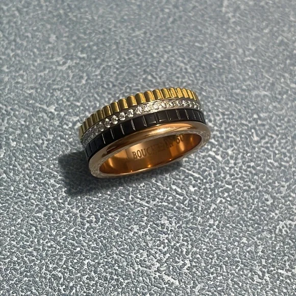 Boucheron Classique Ring Size 9 - Picture 2 of 8